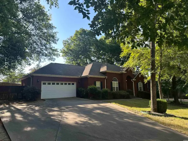 153 Shady Woods Court, Hot Springs, AR 71901
