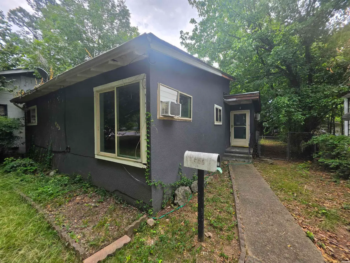 905 Garland Avenue, Hot Springs, AR 71913 - #1