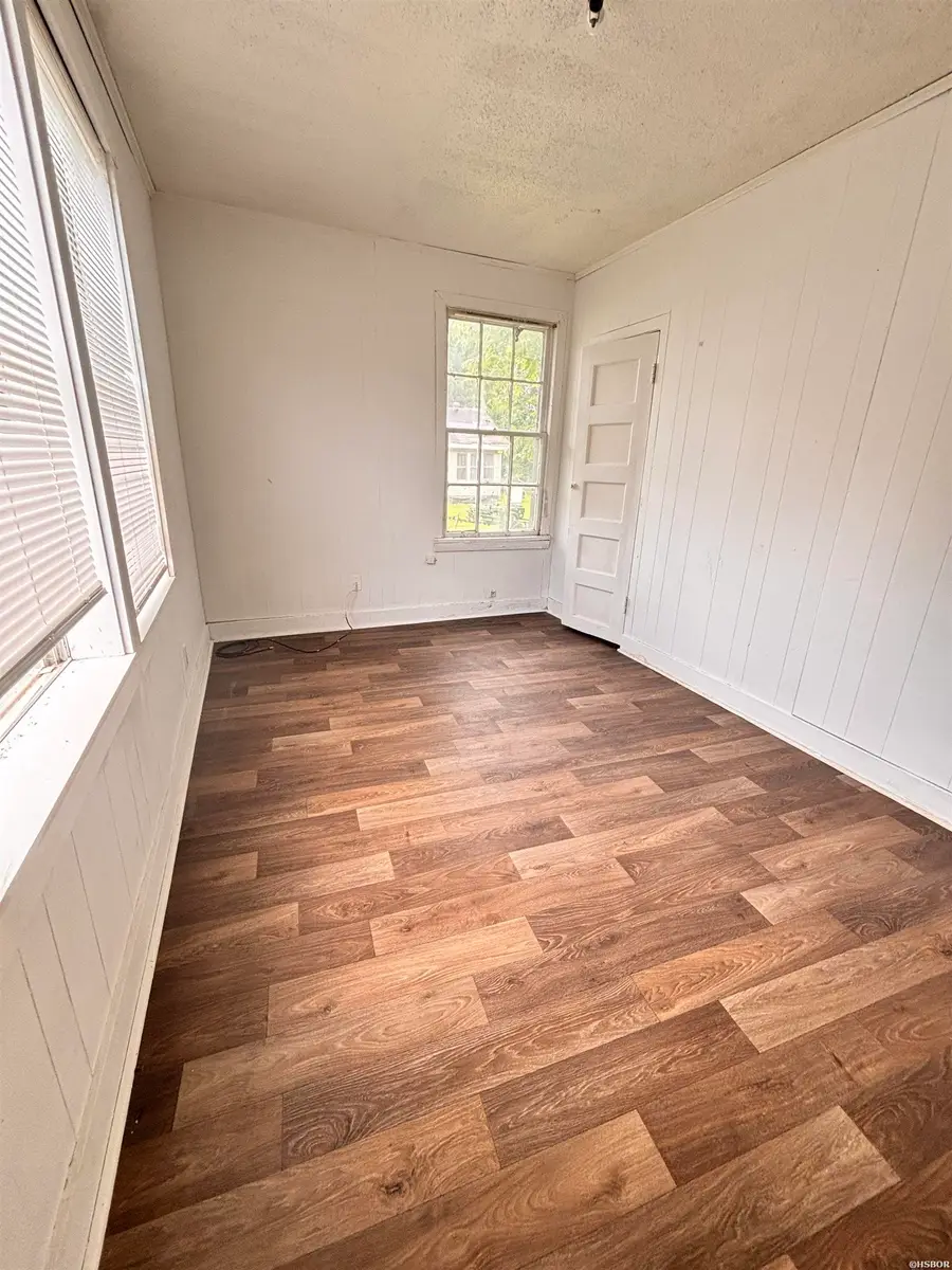 329 W Main Street, Prescott, AR 71857 - #3