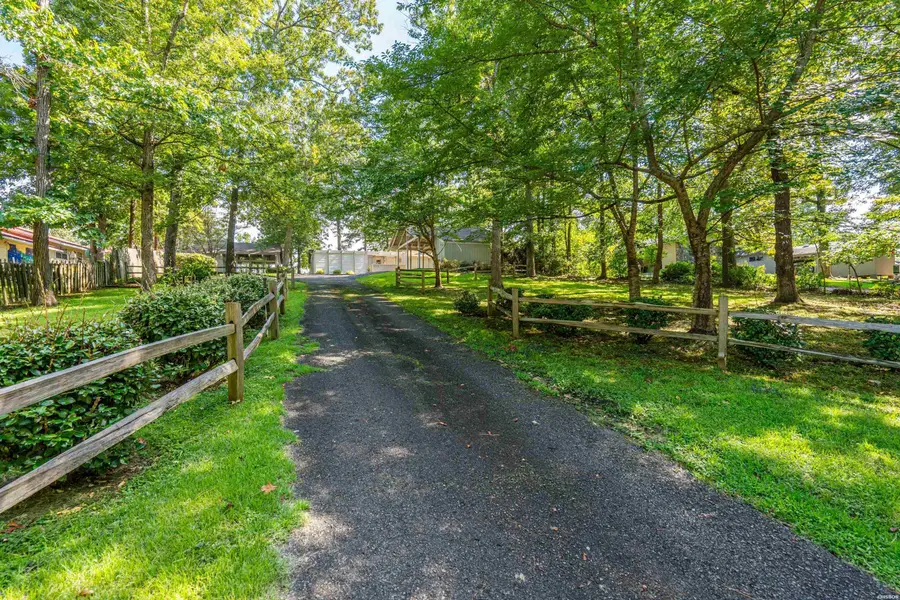 230 Southshore Drive, Hot Springs, AR 71913 - #2