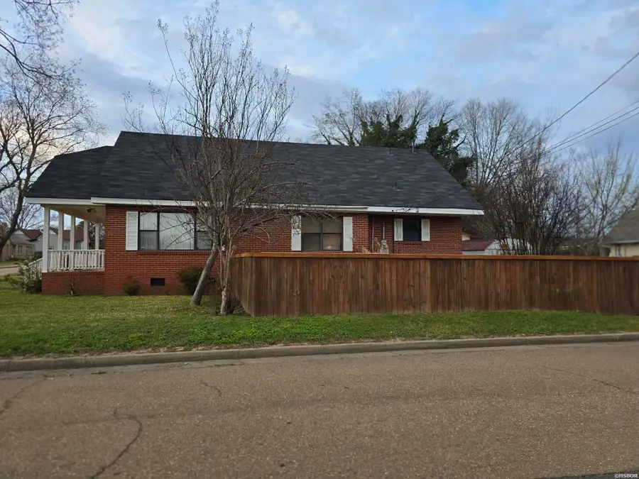 526 S 9th Street, Arkadelphia, AR 71923 - #3