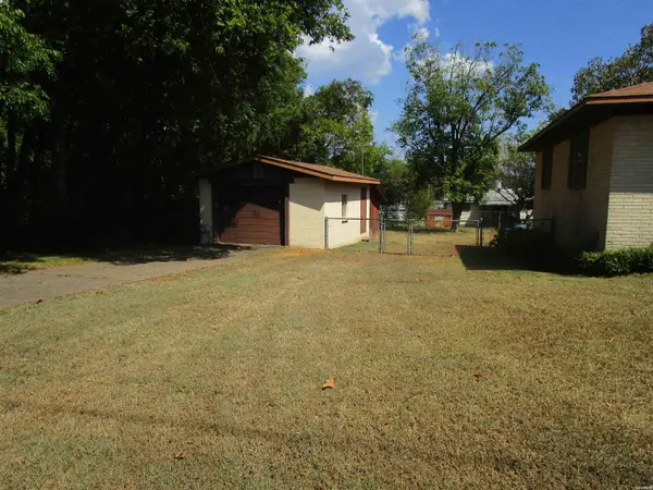 1019 Summer Street, Hot Springs, AR 71913