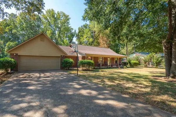 11 Edgewood Drive, Arkadelphia, AR 71923