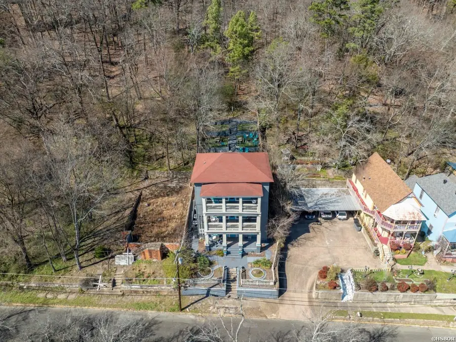 224 Court Street, Hot Springs, AR 71901 - #3