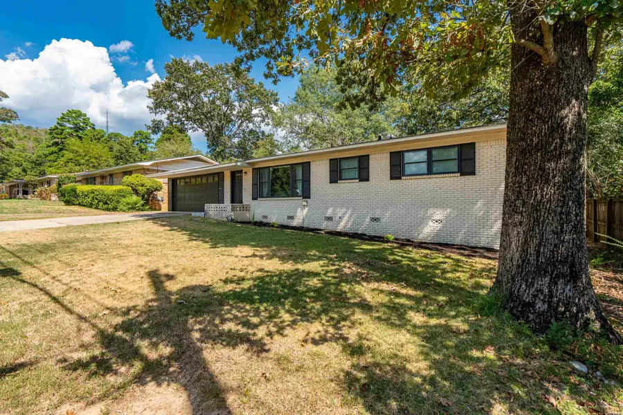 300 Poinsettia Street, Hot Springs, AR 71913 - #3