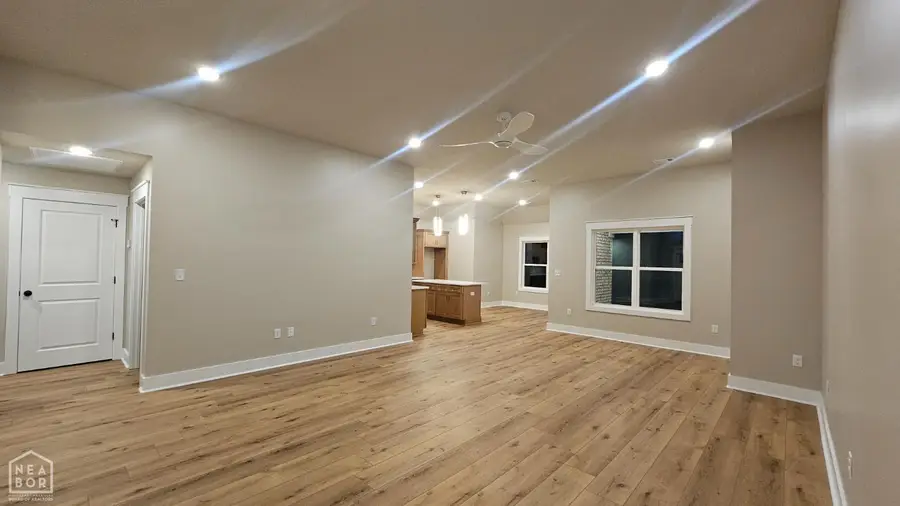 2205 S 19th Street, Paragould, AR 72450 - Image #2