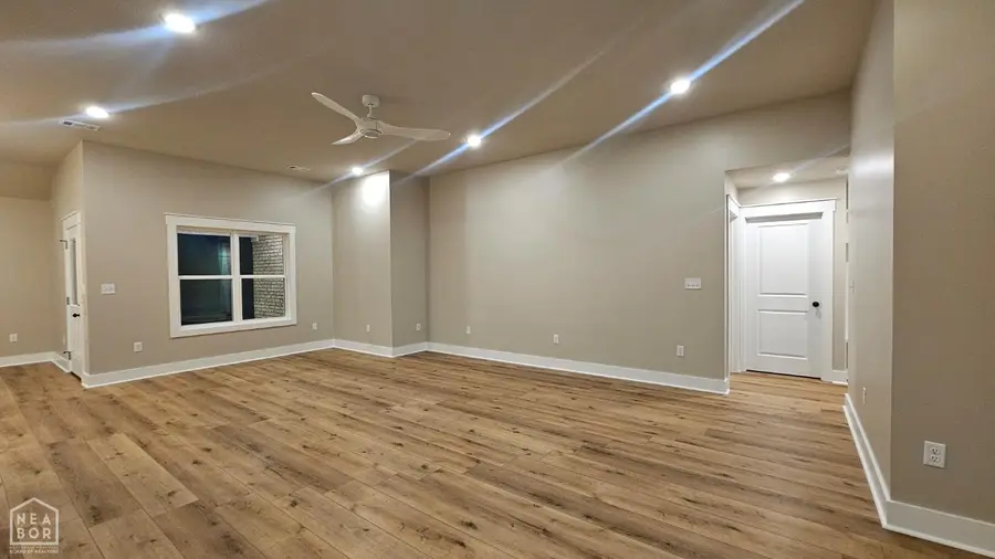 2205 S 19th Street, Paragould, AR 72450 - Image #3