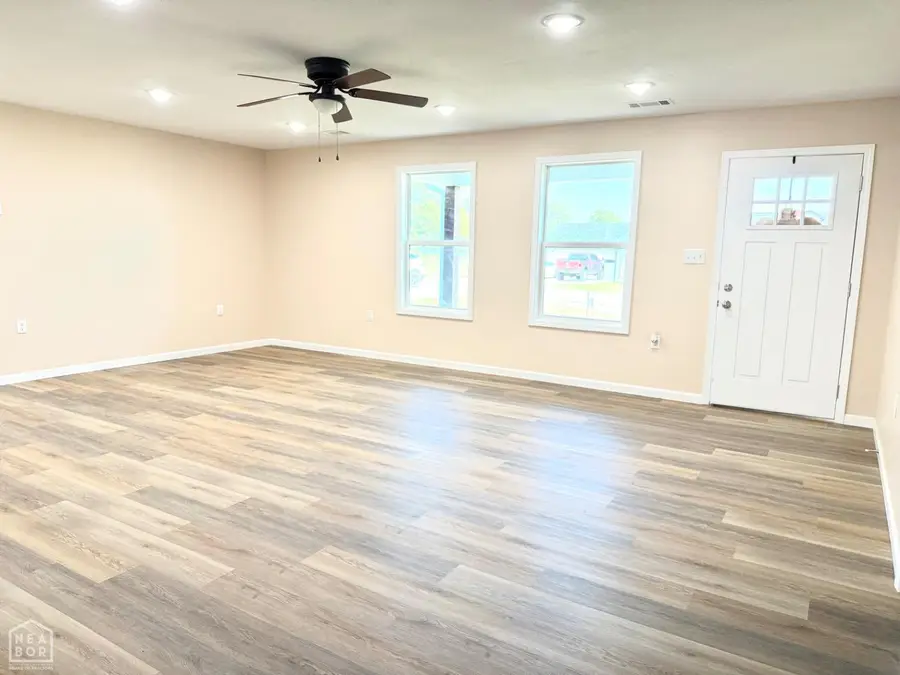 205 Raymond Drive, Paragould, AR 72450 - Image #3