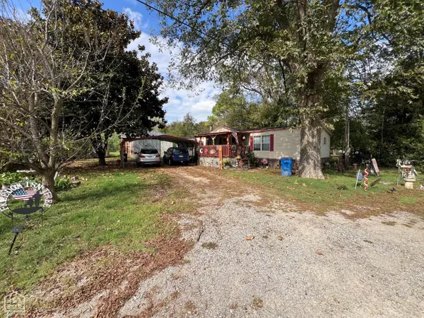 109 NE 3rd Street Ne, Corning, AR 72422