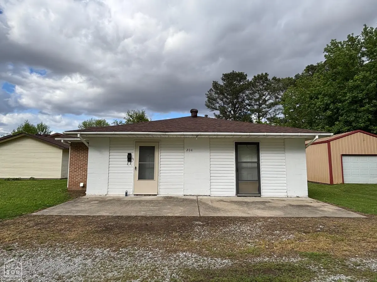 204 SE 4th Street E, Walnut Ridge, AR 72476 - Image #1