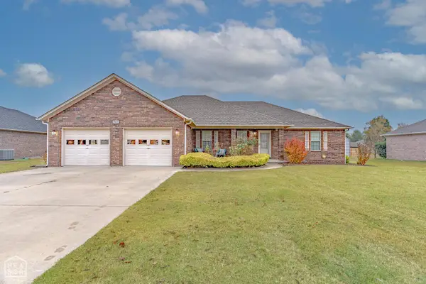 5009 S 28th Street, Paragould, AR 72450