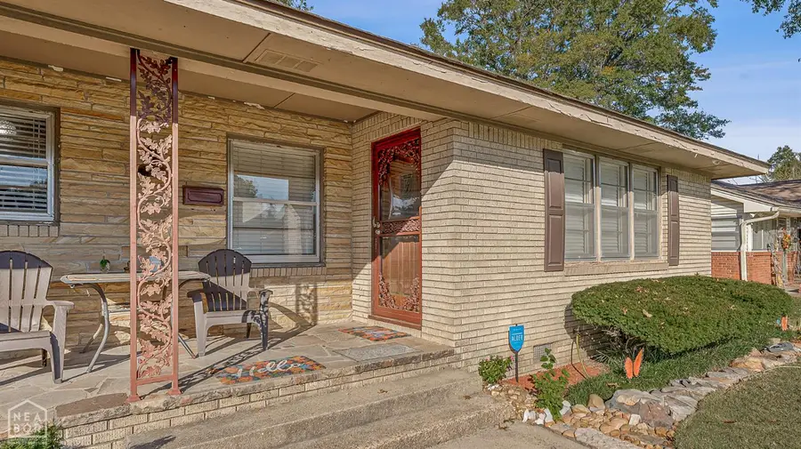 136 N Crescent Drive, Blytheville, AR 72315 - Image #2