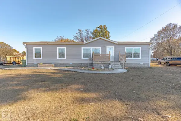 1111 SE Front St, Hoxie, AR 72433