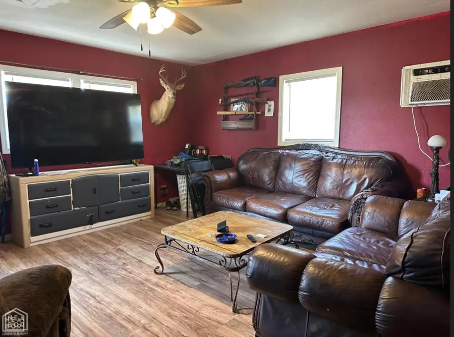 303 S 8th Avenue, Paragould, AR 72450 - Image #2