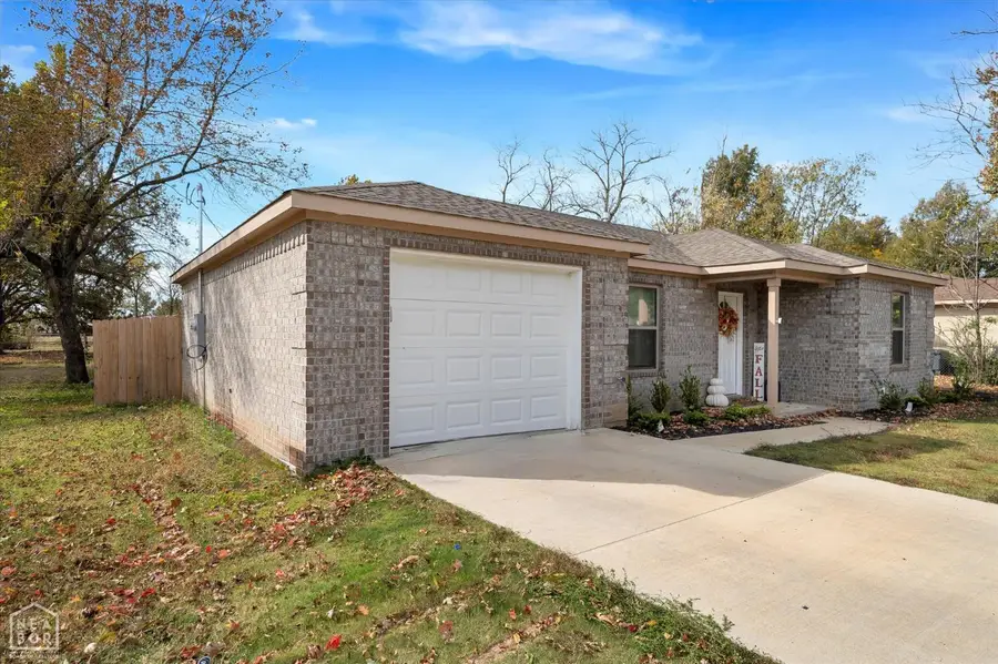 406 Circle Drive, Hoxie, AR 72433 - Image #2