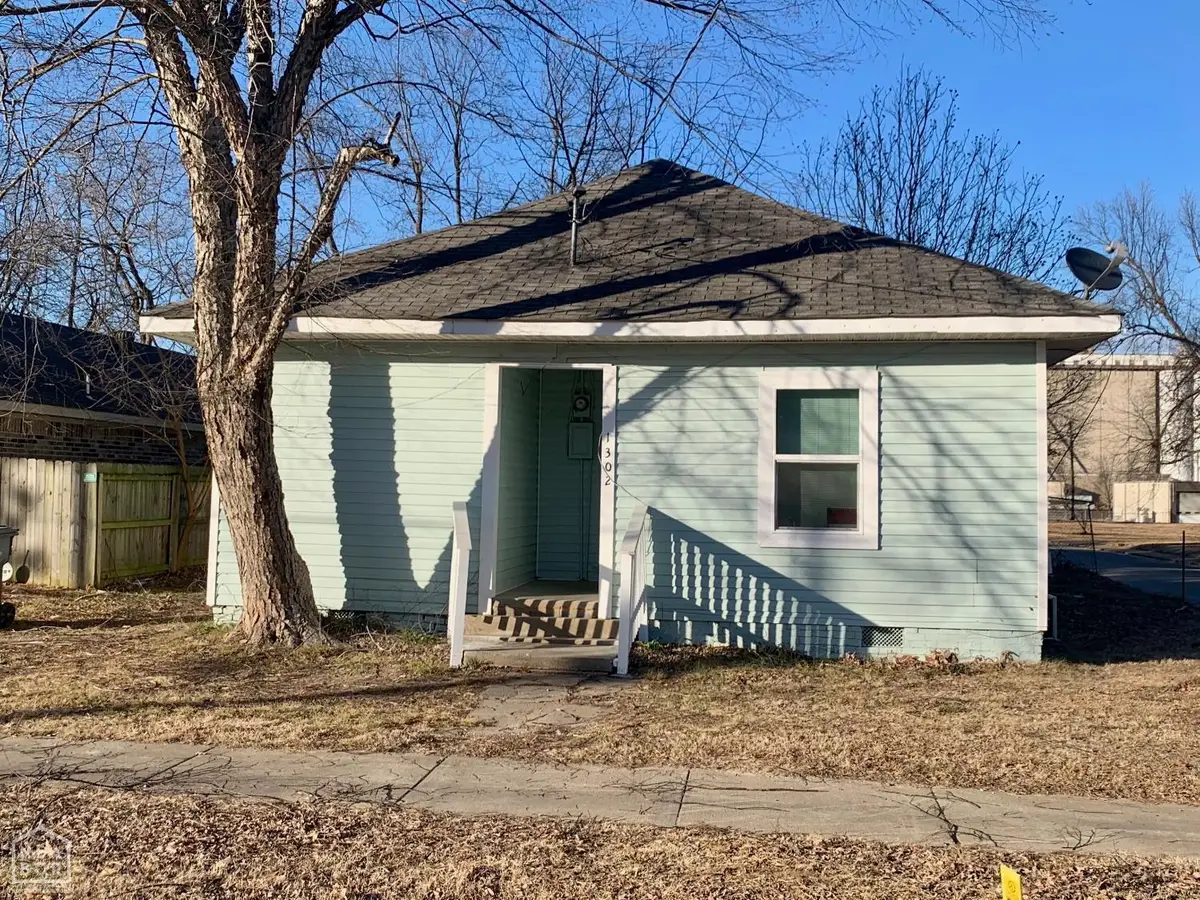 1302 W Huntington Avenue W, Jonesboro, AR 72401 - Image #1