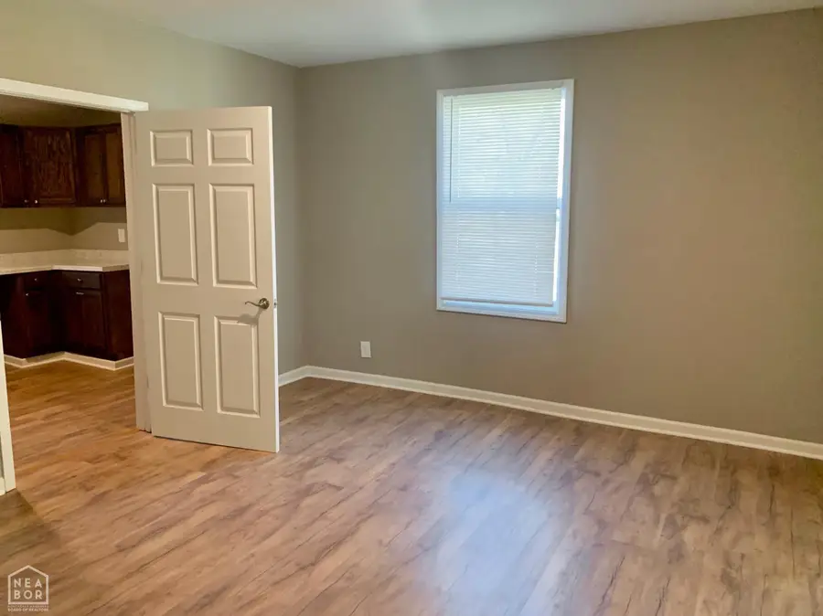 1302 W Huntington Avenue W, Jonesboro, AR 72401 - Image #2