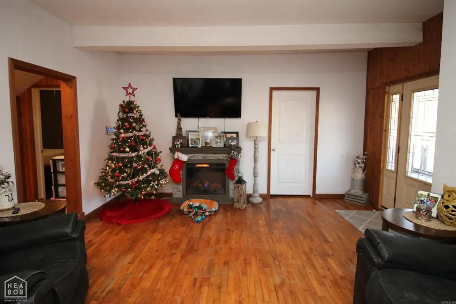 1210 W Emerson Street, Paragould, AR 72450 - Image #2