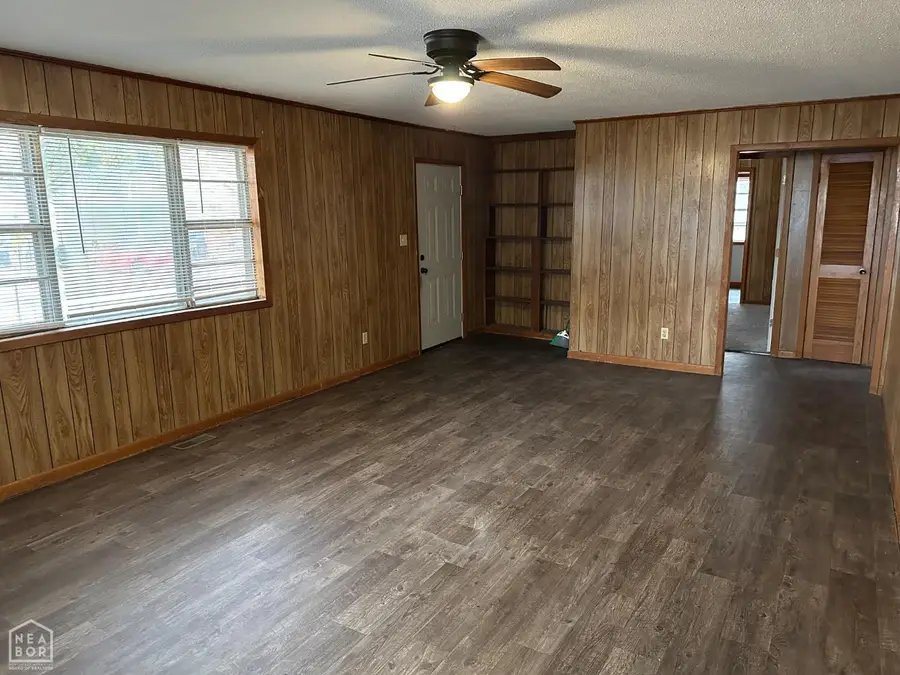 811 Rector, Paragould, AR 72450 - Image #2