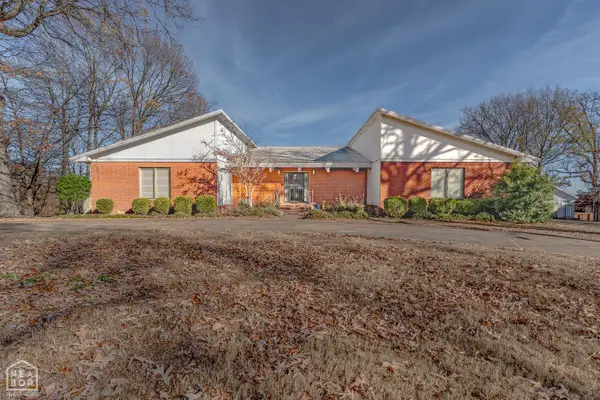 2806 Harrisburg Rd, Jonesboro, AR 72404