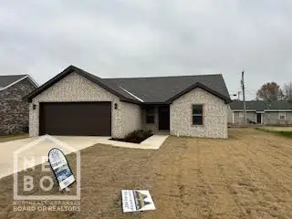 204 Redwood Drive, Bono, AR 72416