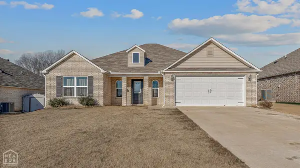 2601 Dallas Drive, Paragould, AR 72450