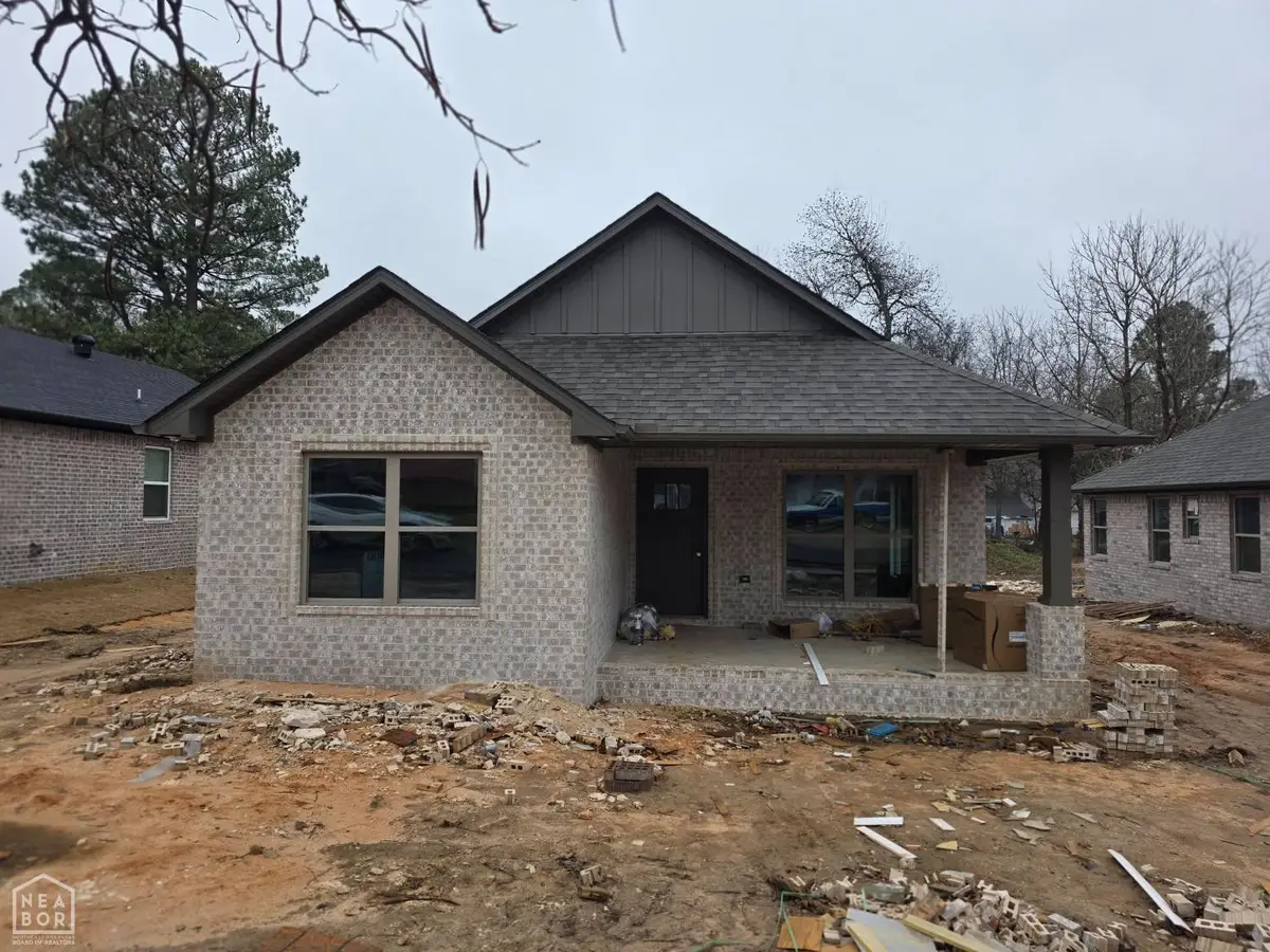 802 N 3rd Street, Paragould, AR 72450 - Image #1