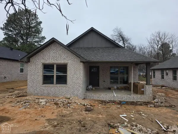 802 N 3rd Street, Paragould, AR 72450