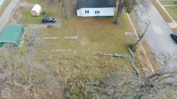 213 E Garland Street, Paragould, AR 72450