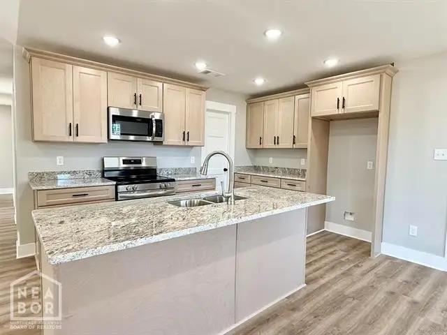 309 W Light Street, Paragould, AR 72450 - Image #3