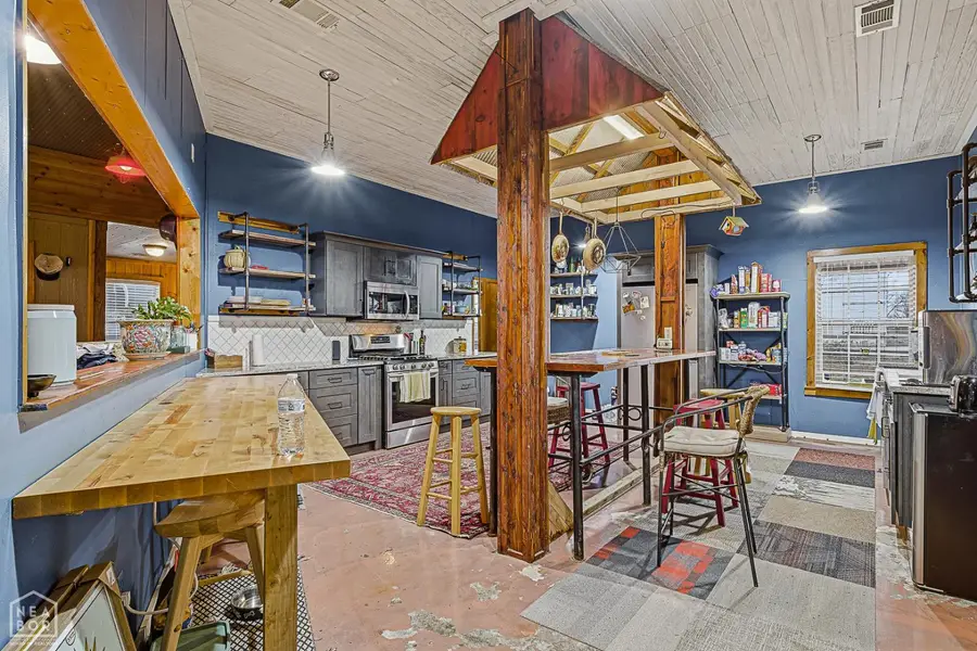 504 E Kentucky Street E, Caraway, AR 72419 - Image #2