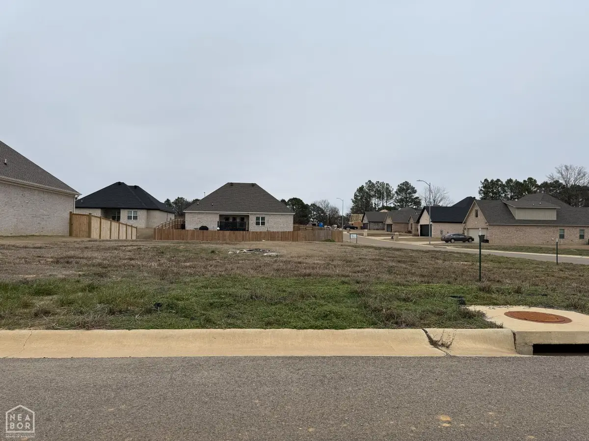 18 Sierra Hills, Paragould, AR 72450 - Image #1