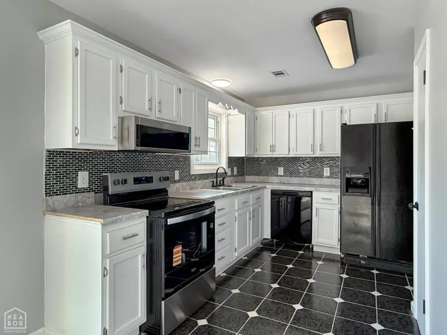 1013 Peggy Drive, Jonesboro, AR 72405 - #2