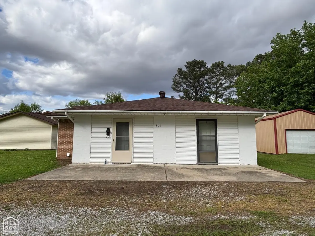 204 SE 4th Street E, Walnut Ridge, AR 72476 - #1
