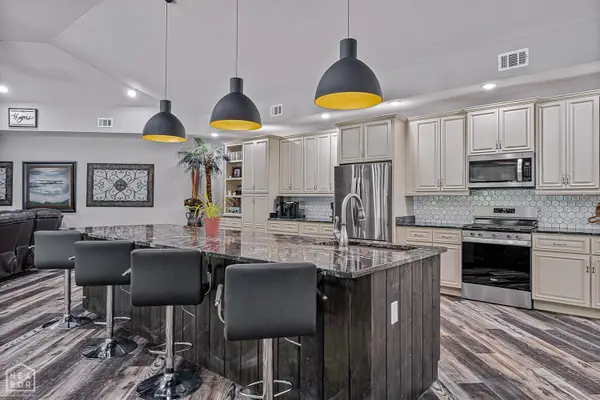 8203 Oak Creek Lane, Harrisburg, AR 72432