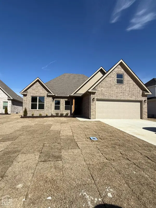 3100 Bear Creek Cove, Jonesboro, AR 72404
