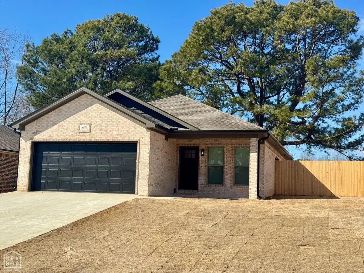 2306 Rector Rd, Paragould, AR 72450 - #1