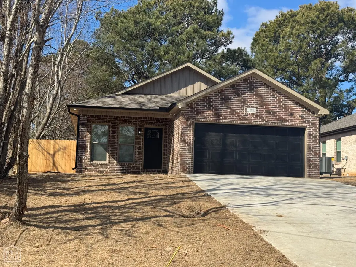 2304 Rector Rd, Paragould, AR 72450 - #1