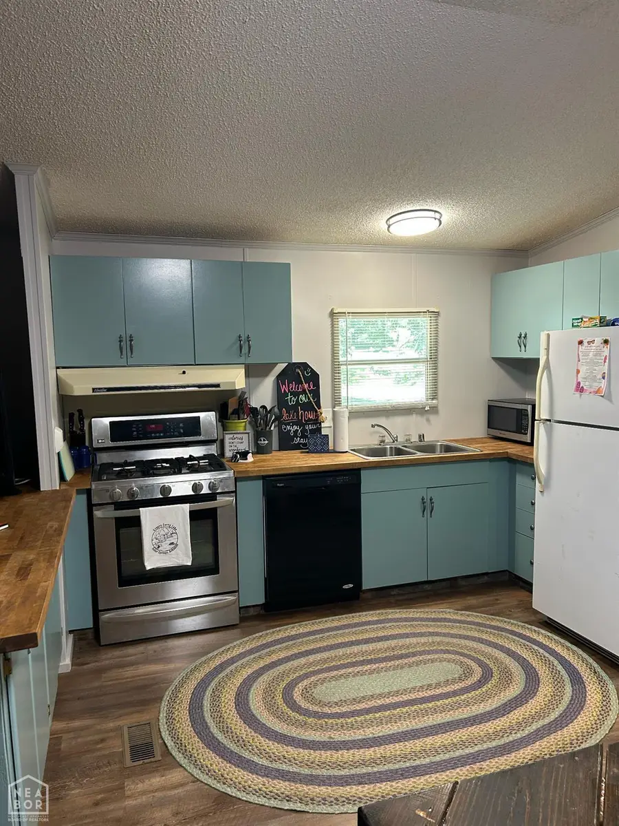 4 Starview Lane, Tumbling Shoals, AR 72581 - #2