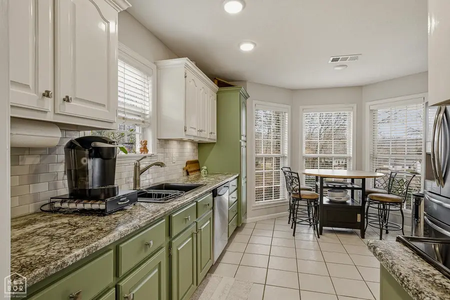 1901 Oakwood Circle, Jonesboro, AR 72404 - #3