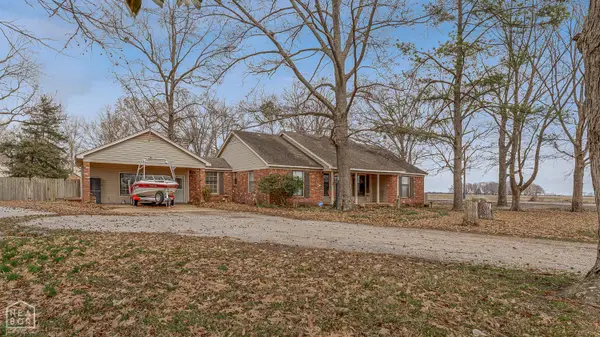 156 E Park Lane, Burdette, AR 72321