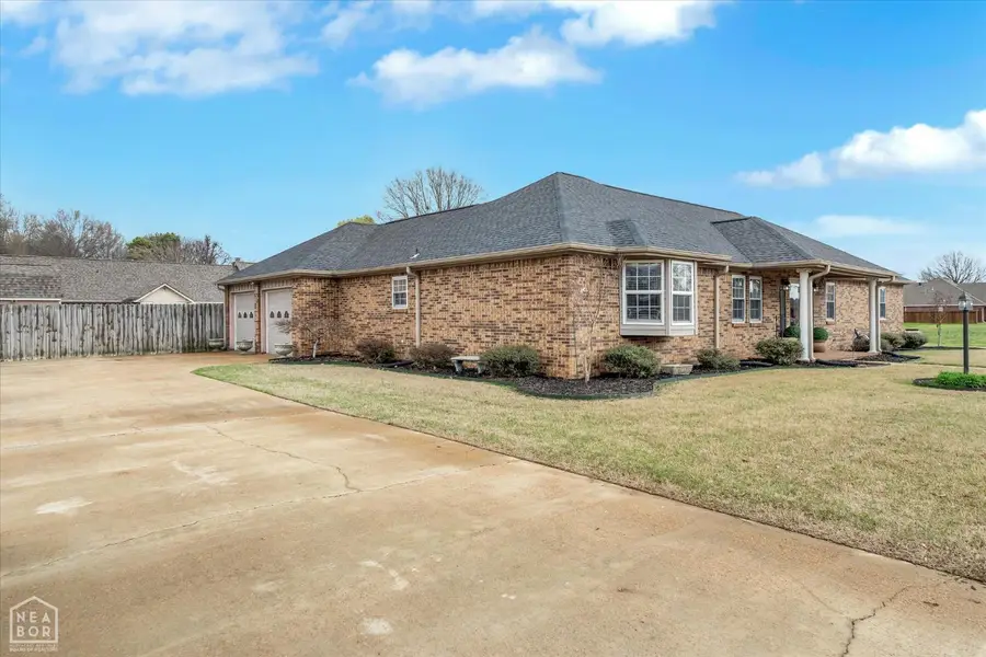 105 E Alicia Street E, Osceola, AR 72370 - #3