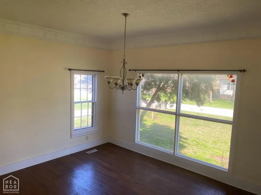 404 SW 3rd Street Sw, Walnut Ridge, AR 72476 - #3