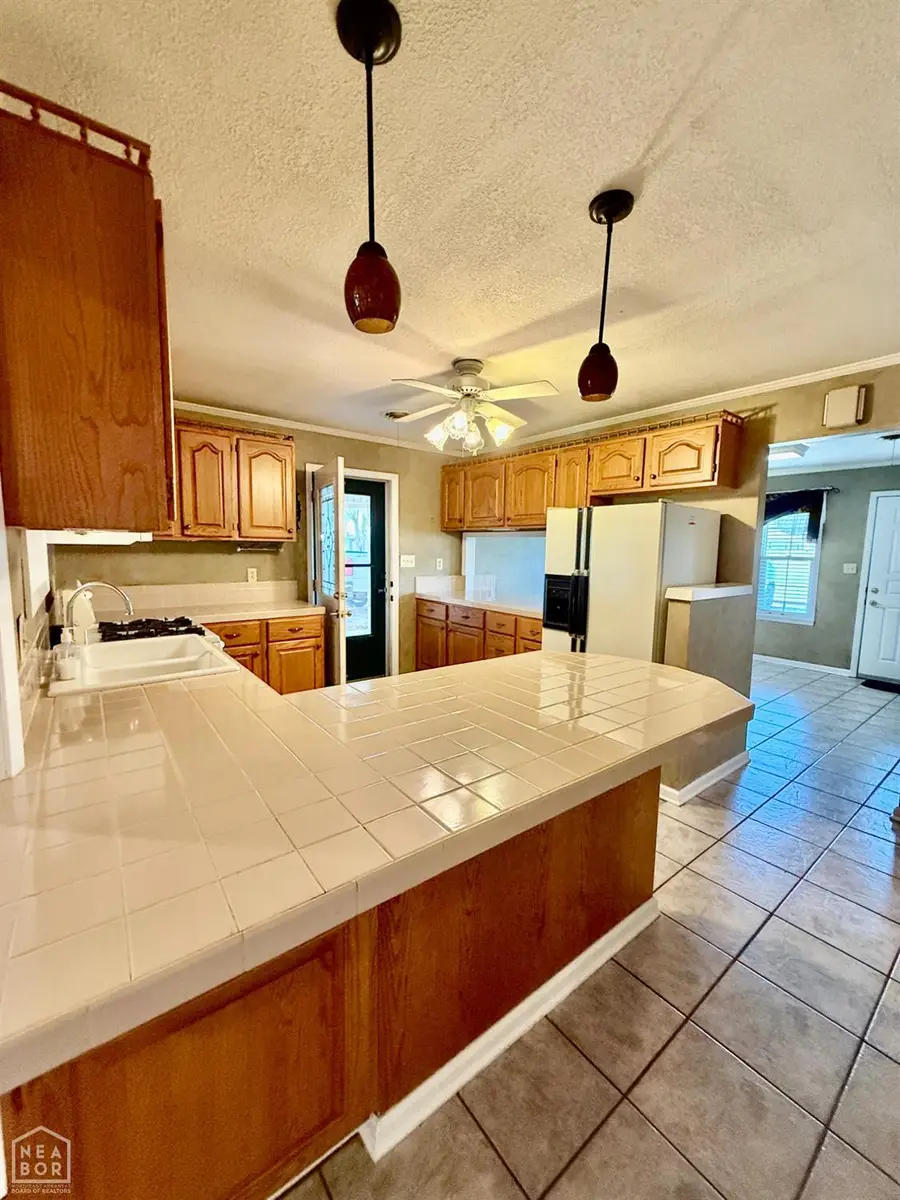 402 Thurmond Street, Leachville, AR 72438 - #3