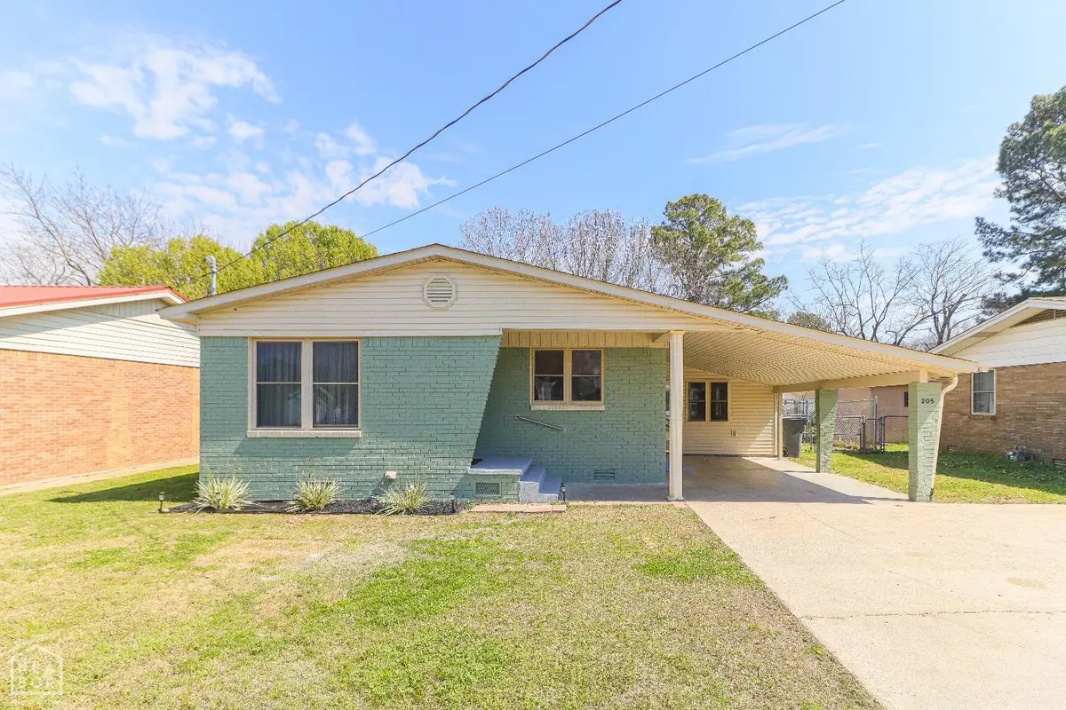 205 S 13th Avenue, Paragould, AR 72450 - #1