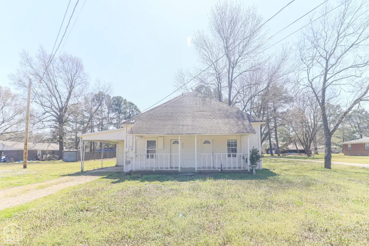 300 E Matthews Street, Brookland, AR 72417 - #1