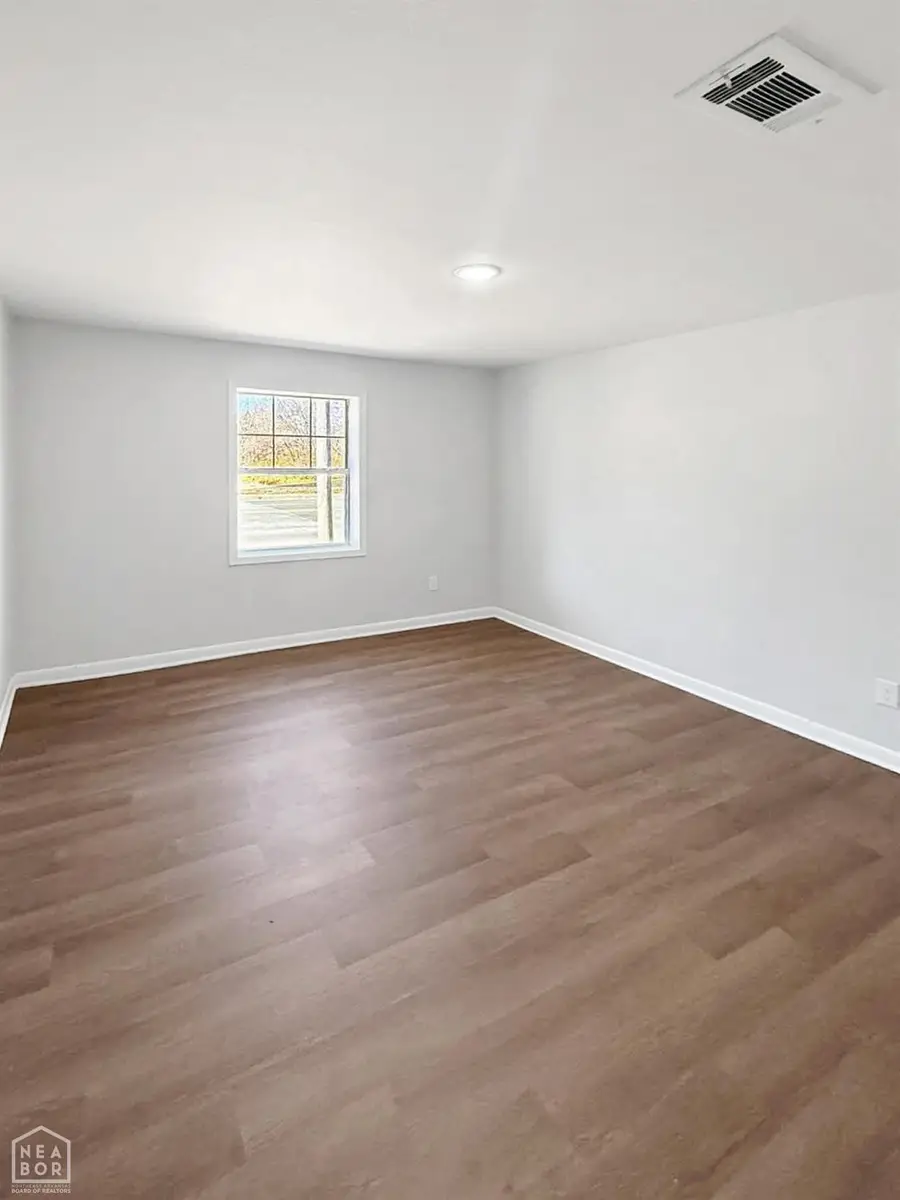 530 N Main Street, Jonesboro, AR 72401 - #3