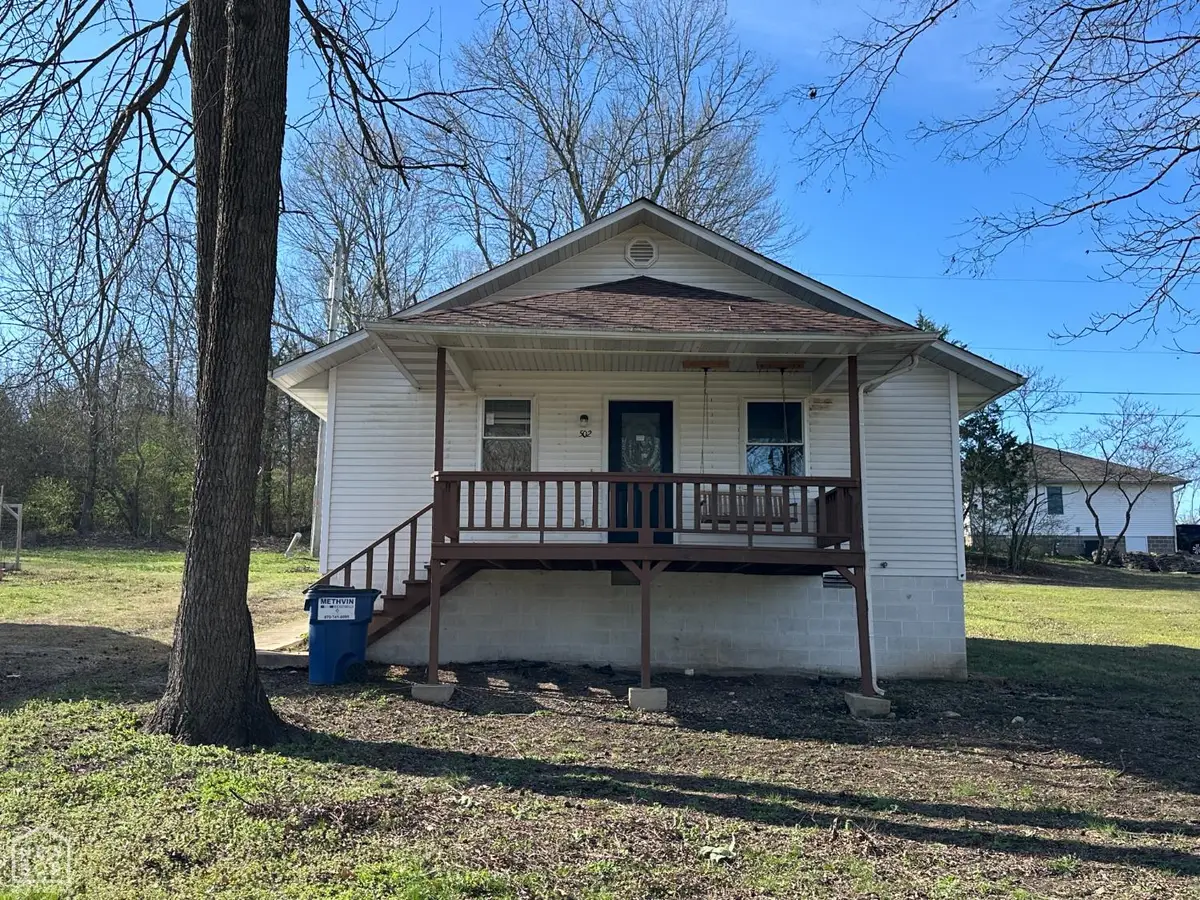 502 Walnut Street, Flippin, AR 72634 - #1
