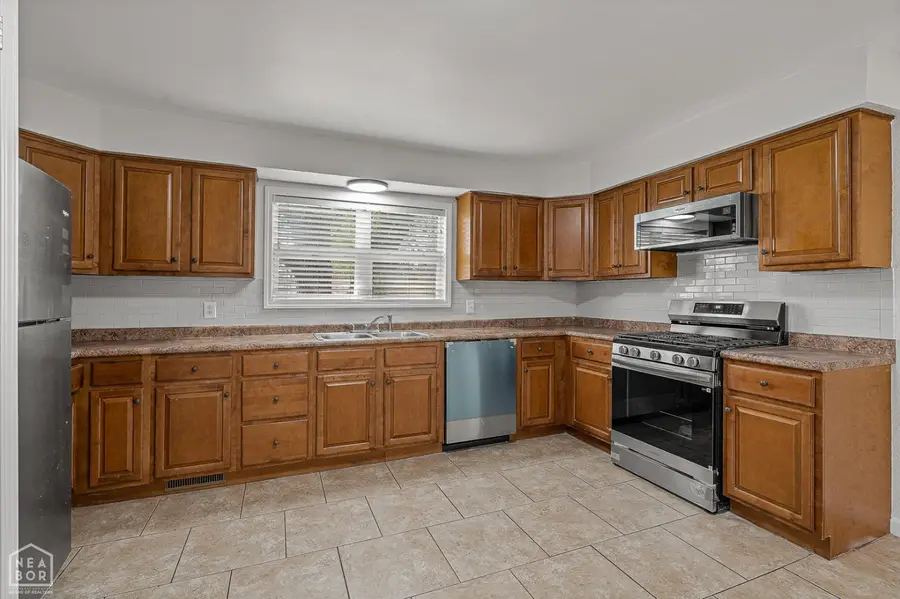 401 W Highland, Jonesboro, AR 72401 - #2
