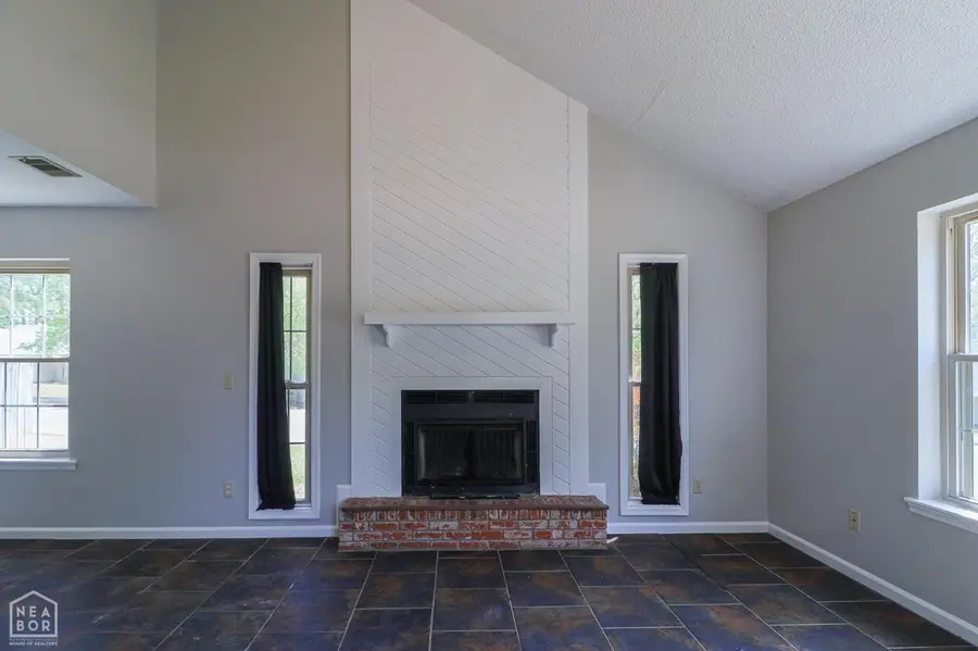1700 Heather Ridge Drive, Jonesboro, AR 72401 - #3